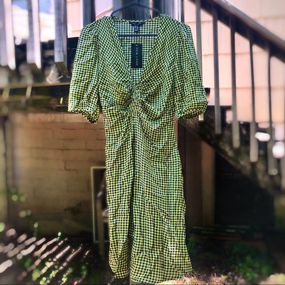 New Look Dresses & Skirts - Green Plaid Tea Dress NWT